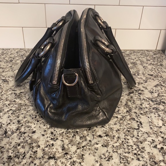 Black Marc Jacobs satchel - Picture 7 of 13